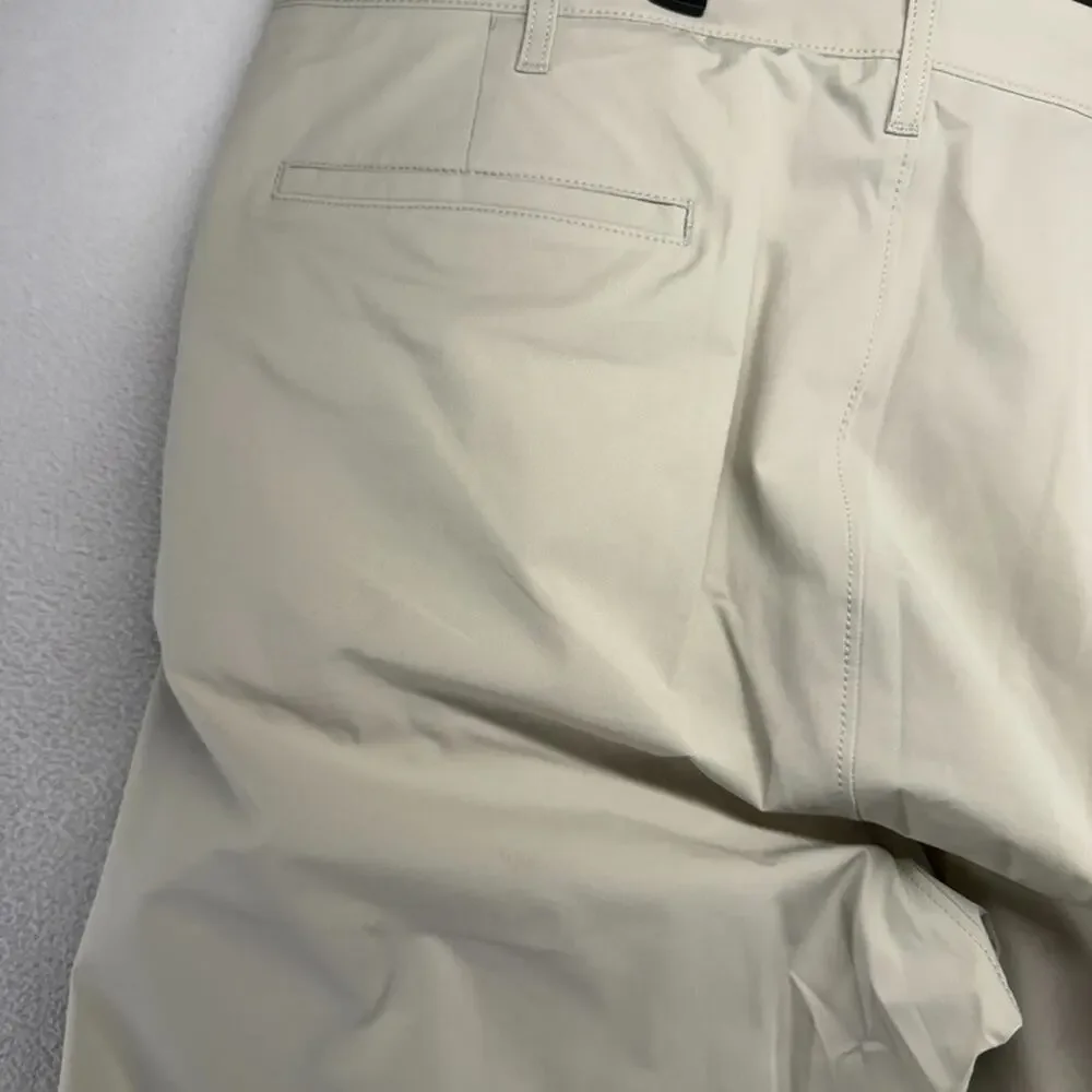 J Crew Pants men's 38x32 Beige tan Tech Performance Golf Wicking Flawed With Tag